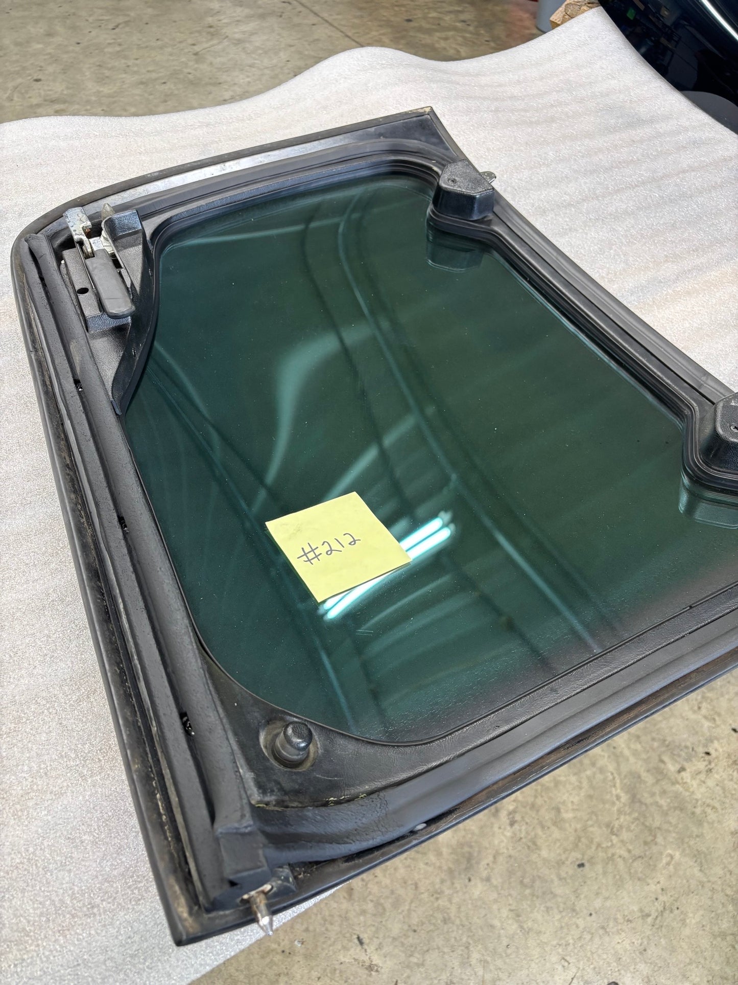Orig. RH / Pass. Side Mirrored Blue Laminated M1131 Glass T-Top