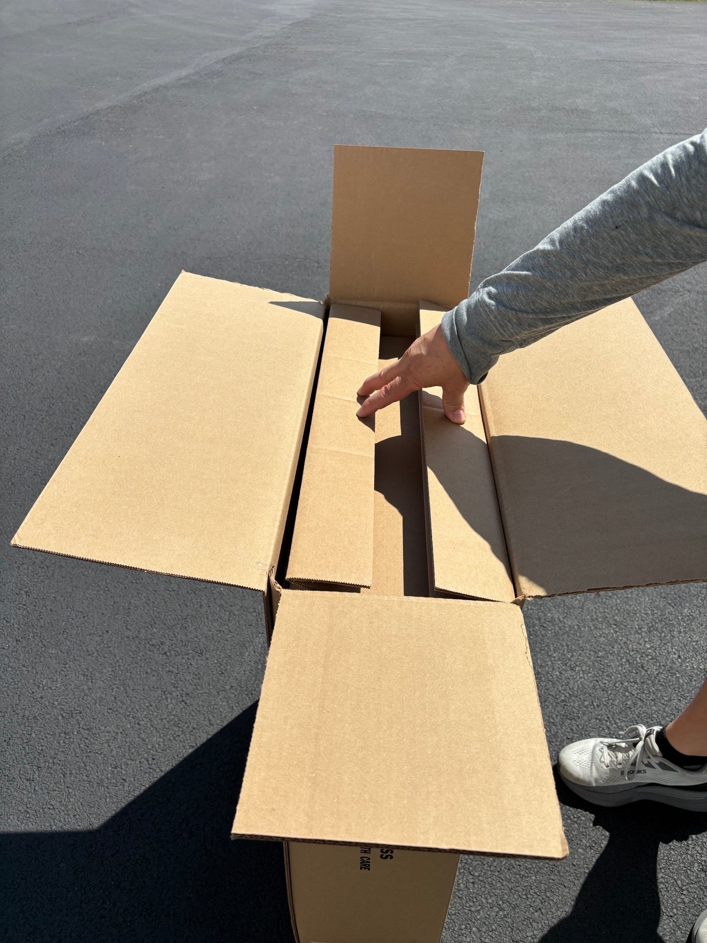 T-Top Shipping Box and Label Service
