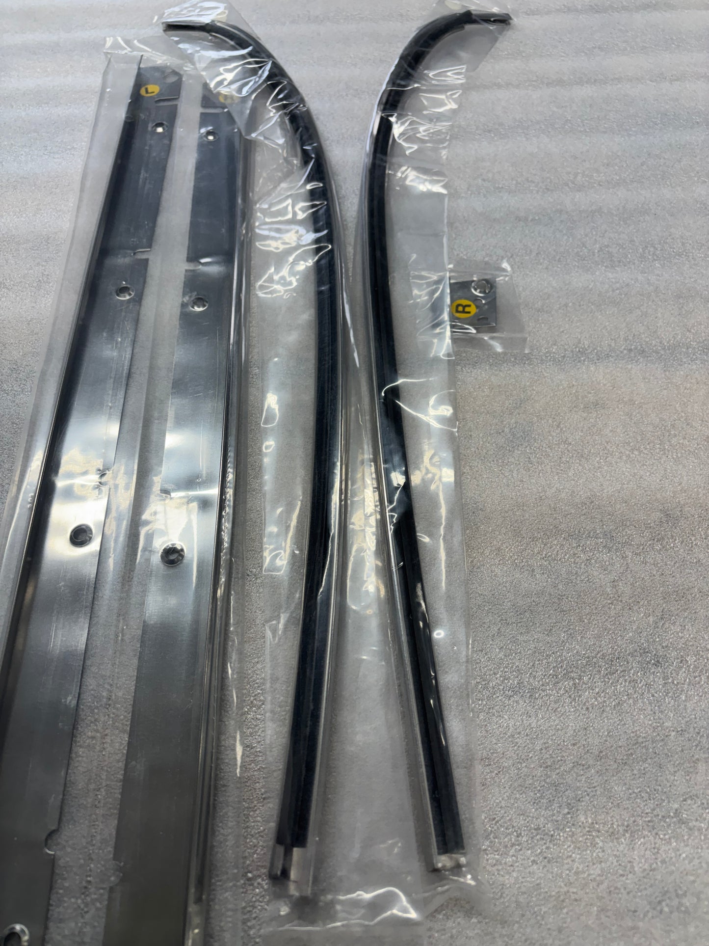 68-76 6pc T-Top Trim Set Stainless