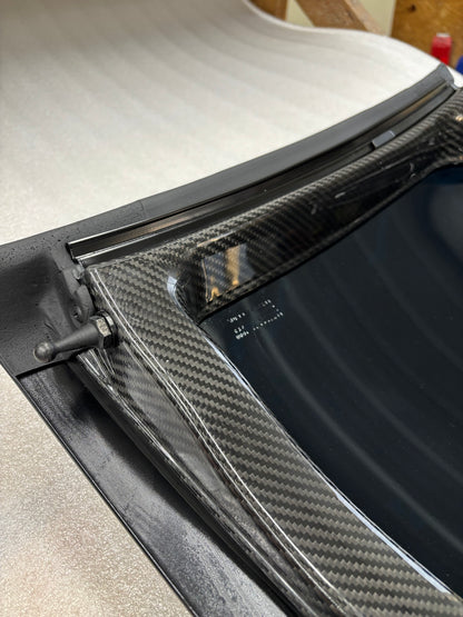 NEW Carbon Fiber Frame w/ NOS GM Lens 97-04 C5 transparent (#11)