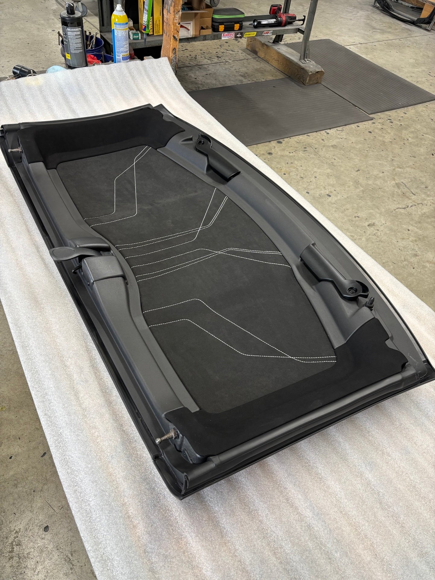 C8 Black Corvette Roof Panel with 3LT Headliner / White Stitching #343