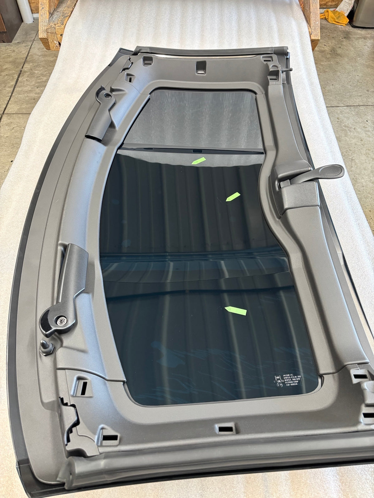 Factory "Minor" Blem - NEW GM C8 2020-Up Blue Smoked Transparent Roof Panel  #TD